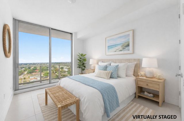 220 Lake Shore Drive 1006, Lake Park, FL 33403