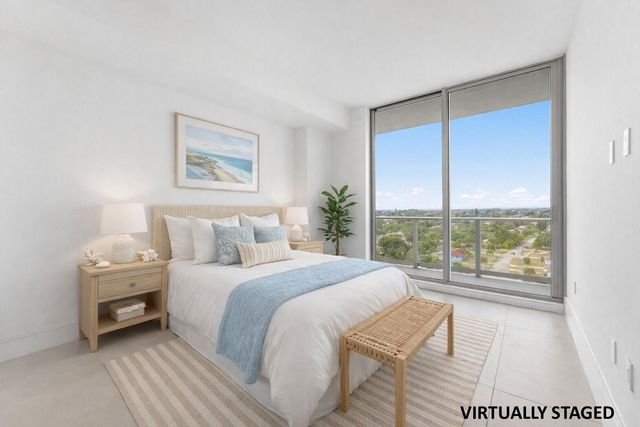 220 Lake Shore Drive 1006, Lake Park, FL 33403