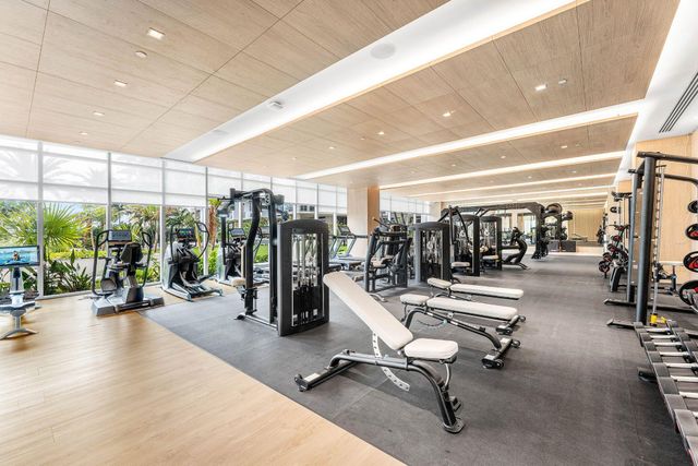 220 Lake Shore Drive 1006, Lake Park, FL 33403