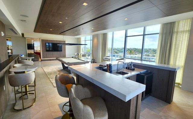 220 Lake Shore Drive 1006, Lake Park, FL 33403