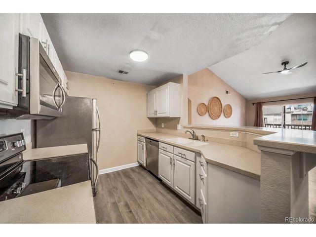 7440 S Blackhawk St 7-305, Englewood, CO 80112