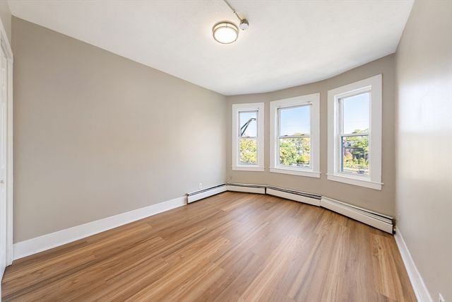 50 Common St 3, Lawrence, MA 01840