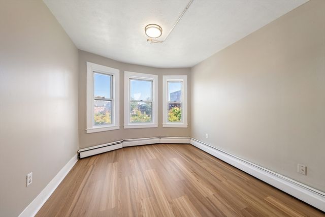 50 Common St 3, Lawrence, MA 01840