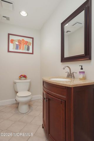 16 Woodhollow Drive, Holmdel, NJ 07733