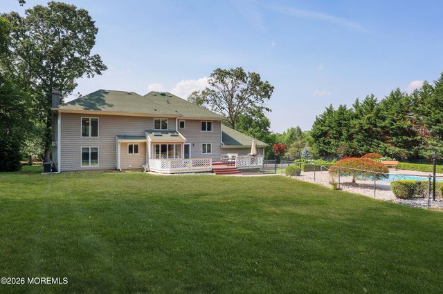 16 Woodhollow Drive, Holmdel, NJ 07733
