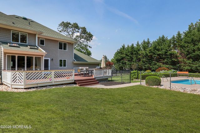 16 Woodhollow Drive, Holmdel, NJ 07733