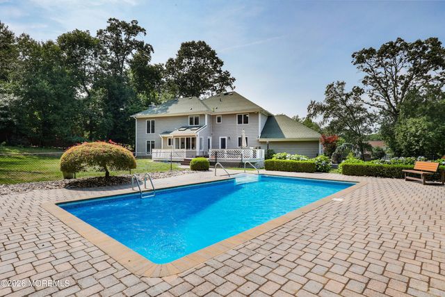 16 Woodhollow Drive, Holmdel, NJ 07733