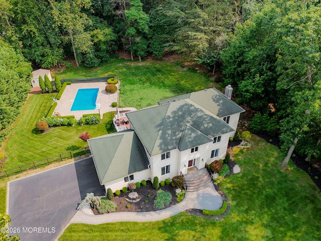 16 Woodhollow Drive, Holmdel, NJ 07733