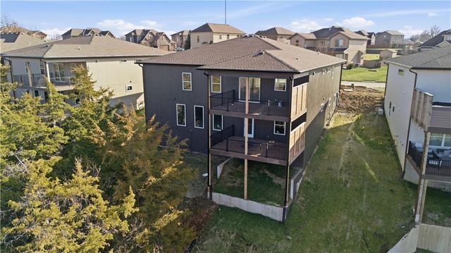 1412 NE Ernest Way, Lee's Summit, MO 64086