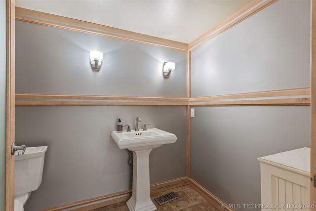 4929 E 114th Place, Tulsa, OK 74137