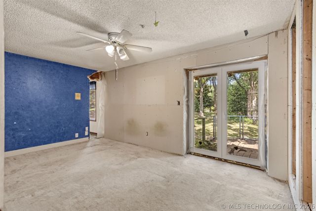 4929 E 114th Place, Tulsa, OK 74137
