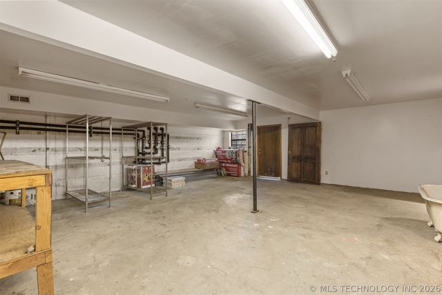 4929 E 114th Place, Tulsa, OK 74137