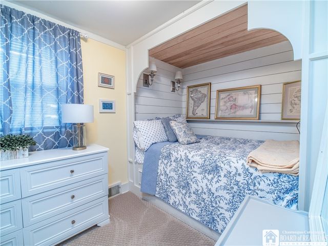 19 Bentley Avenue, Busti, NY 14750