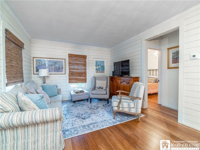 19 Bentley Avenue, Busti, NY 14750