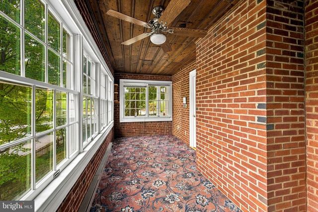 3444 N ABINGDON ST, Arlington, VA 22207