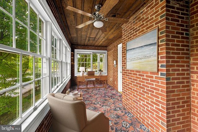 3444 N ABINGDON ST, Arlington, VA 22207