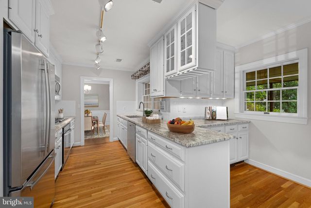 3444 N ABINGDON ST, Arlington, VA 22207