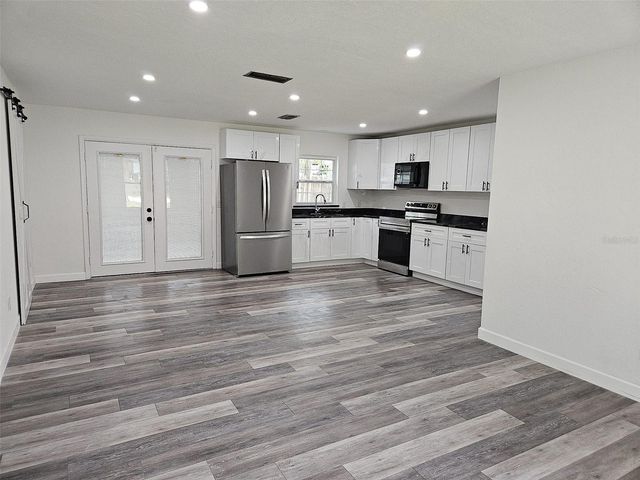 4051 NW 19TH AVENUE, Ocala, FL 34475