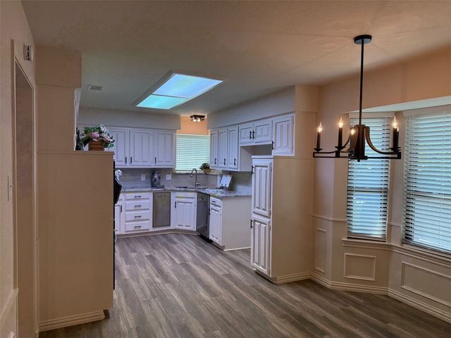 8 Ridge Drive, Hickory Creek, TX 75065