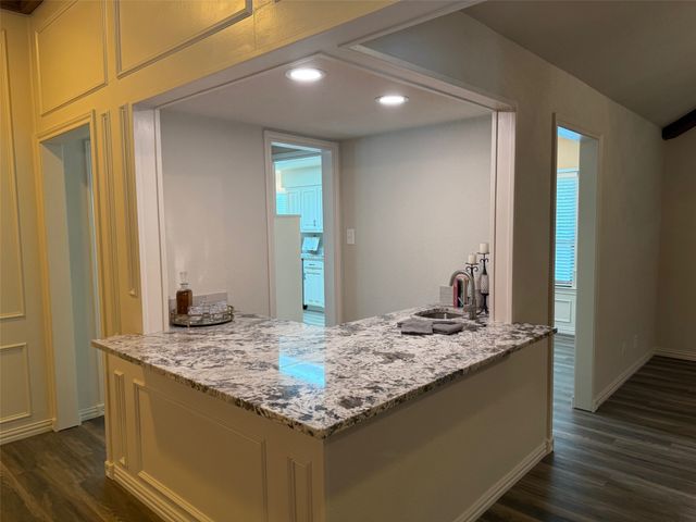 8 Ridge Drive, Hickory Creek, TX 75065