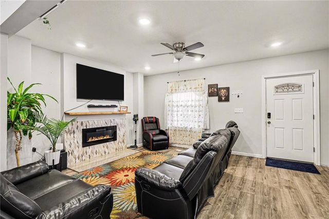 3403 Agnes Avenue, Kansas City, MO 64128