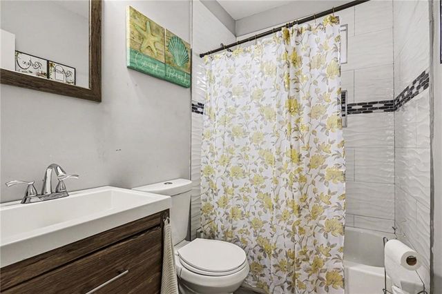 3403 Agnes Avenue, Kansas City, MO 64128