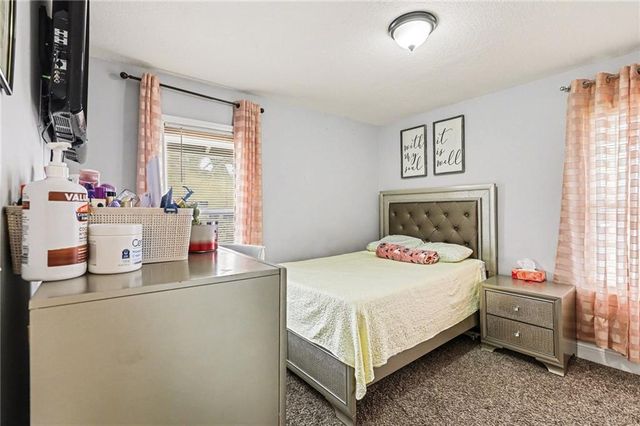 3403 Agnes Avenue, Kansas City, MO 64128