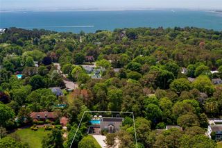 36 Charla Drive, Southampton, NY 11968