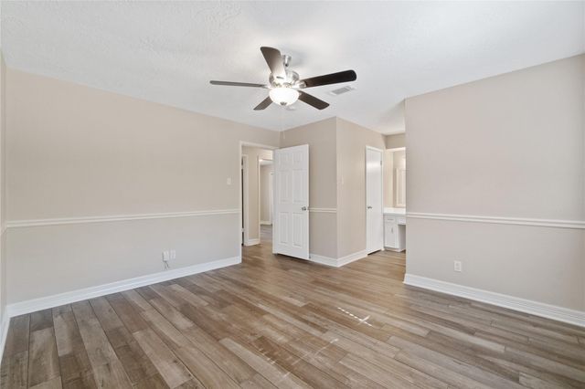 25814 Leafywood Drive, Spring, TX 77386