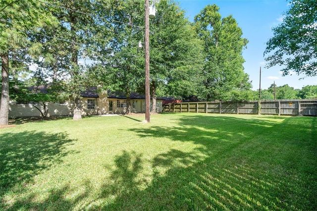 25814 Leafywood Drive, Spring, TX 77386