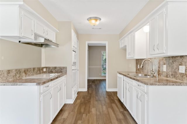 25814 Leafywood Drive, Spring, TX 77386