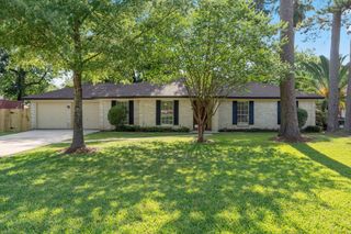 25814 Leafywood Drive, Spring, TX 77386
