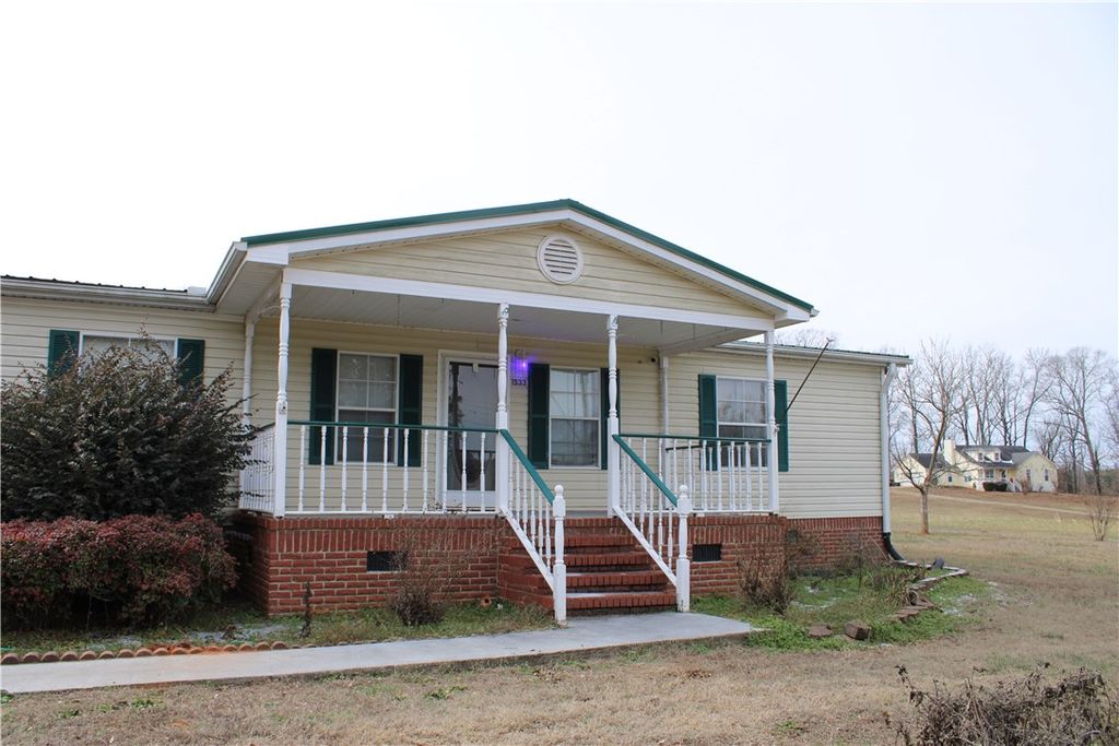 1533 Good Hope Church Road, Starr, SC 29684