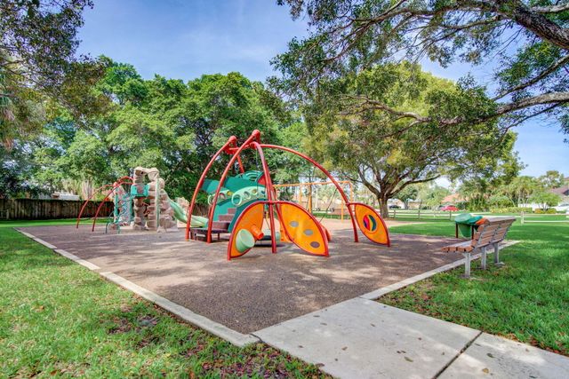 7598 Fairway Trail, Boca Raton, FL 33487