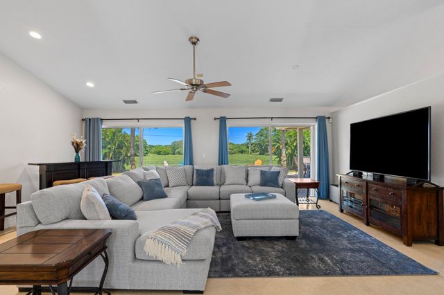 7598 Fairway Trail, Boca Raton, FL 33487