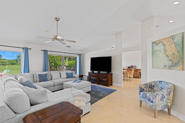 7598 Fairway Trail, Boca Raton, FL 33487