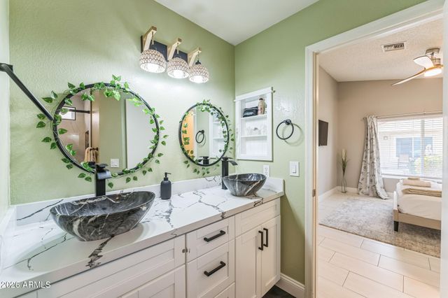 1120 N VAL VISTA Drive 29, Gilbert, AZ 85234