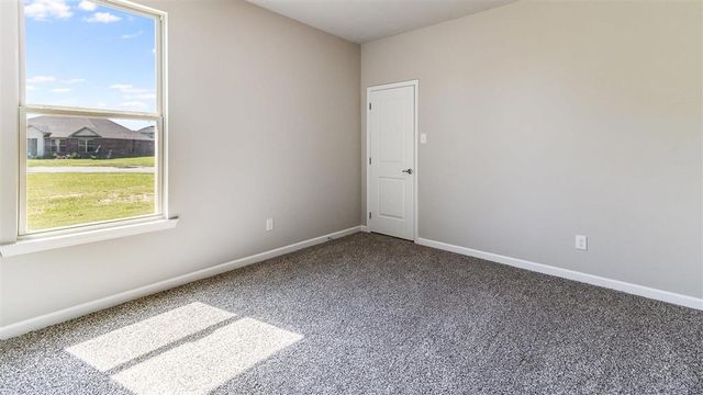 4698 E Ridge Road, Lake Charles, LA 70607