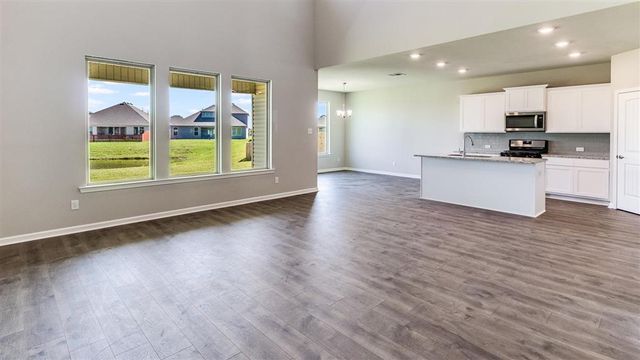 4698 E Ridge Road, Lake Charles, LA 70607