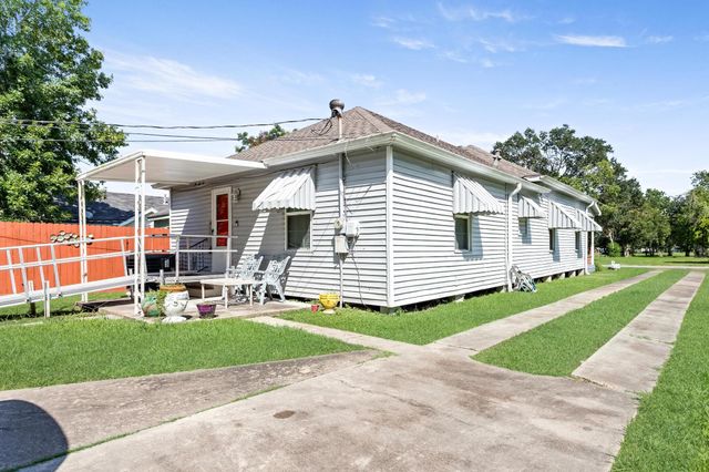823 13th Street, Port Arthur, TX 77640