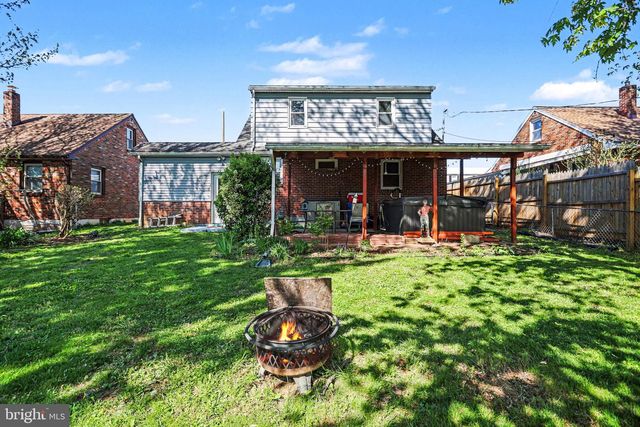 2041 CITY VIEW RD, York, PA 17406