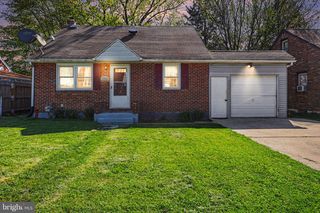 2041 CITY VIEW RD, York, PA 17406