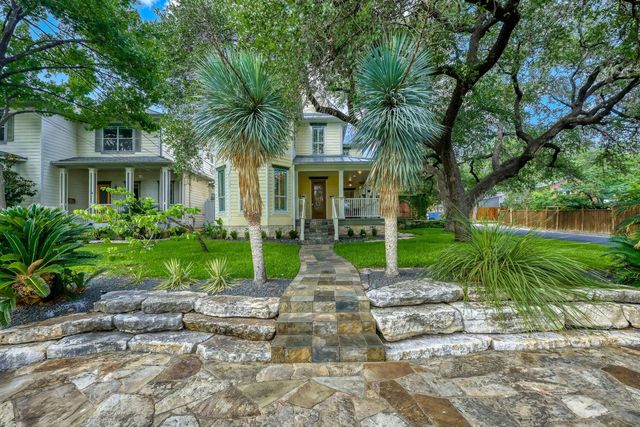 2390 W 8th ST, Austin, TX 78703