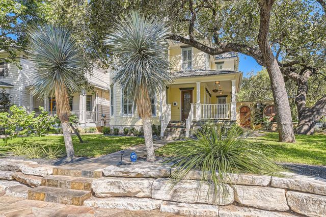 2390 W 8th ST, Austin, TX 78703