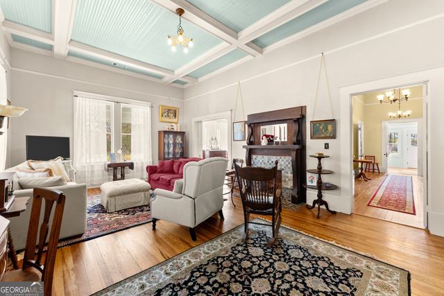 670 S Railroad Avenue, Carlton, GA 30627