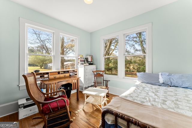 670 S Railroad Avenue, Carlton, GA 30627