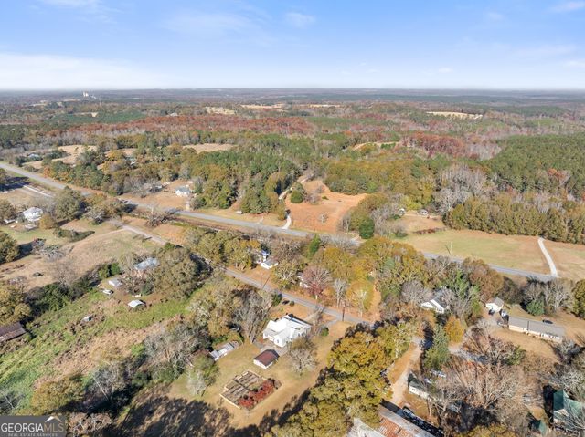 670 S Railroad Avenue, Carlton, GA 30627