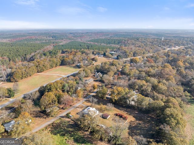 670 S Railroad Avenue, Carlton, GA 30627