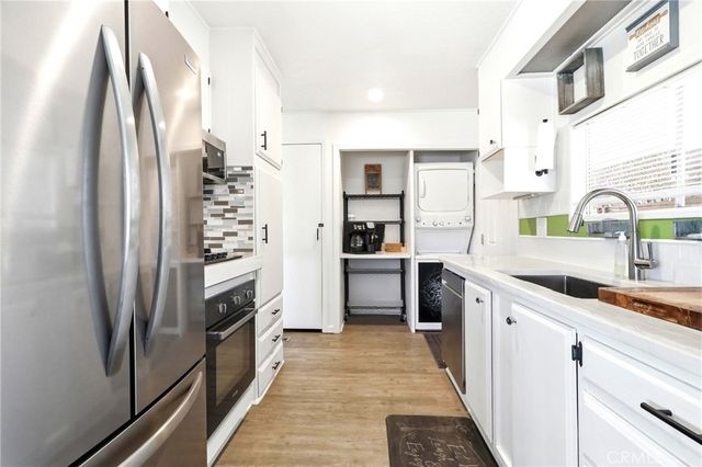 22601 Bear Valley Road 63, Apple Valley, CA 92308