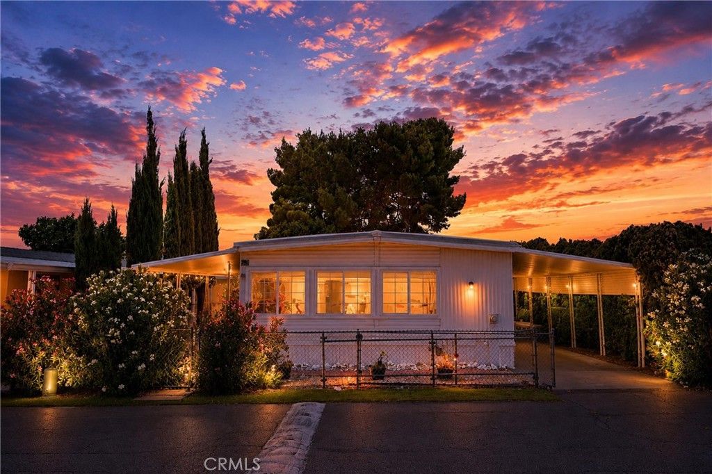 22601 Bear Valley Road 63, Apple Valley, CA 92308